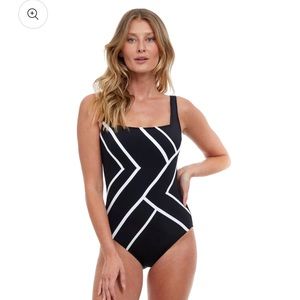 *BNWT*Gottex Mirage Full Coverage Sq. Neck One-Piece Bathing Suit Sz 8 $118 Navy